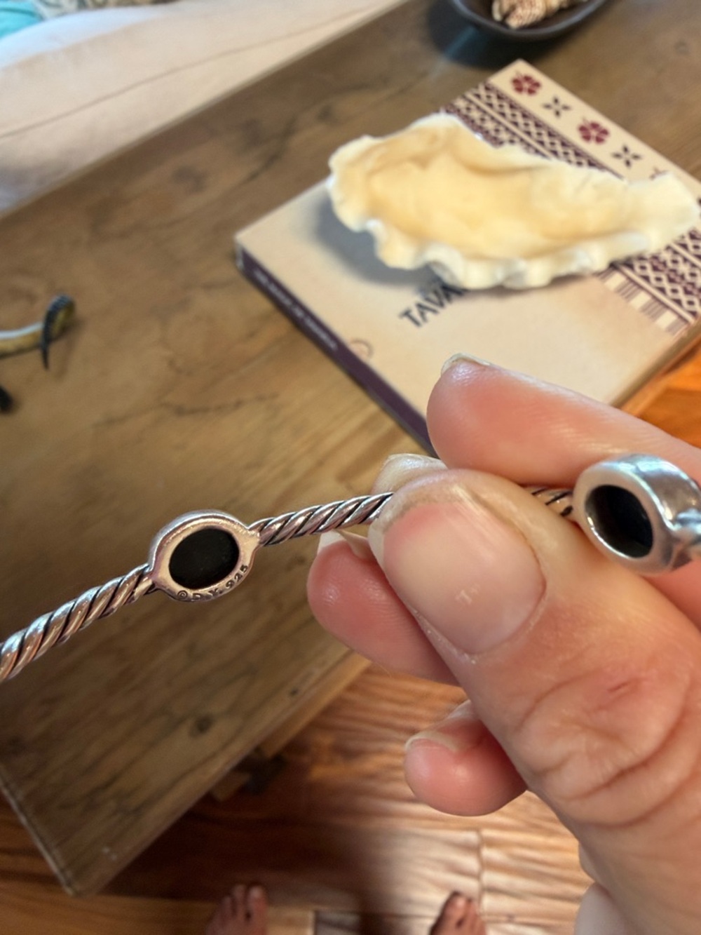 David yurman Sterling Silver Twisted Bangle with Black Stone Accents - Picture 3 of 3